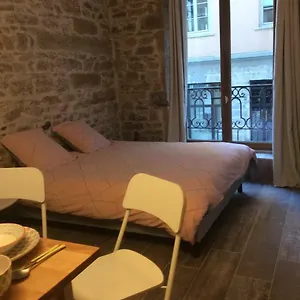 https://le-saint-georges.hotels-rhonealpes.com