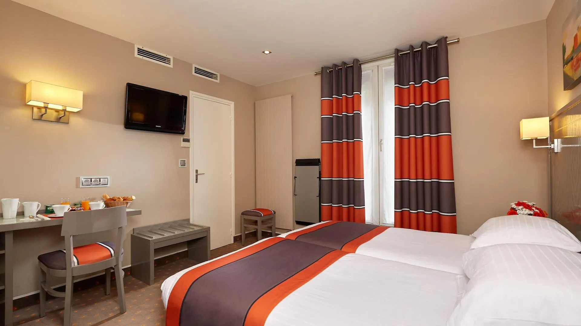 Beaugrenelle St-Charles Tour Eiffel Hotel Paris 3*,  France
